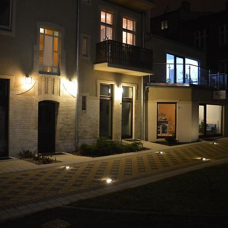 Homewell Apartments Pod Szczerbatym Poznan Bagian luar foto
