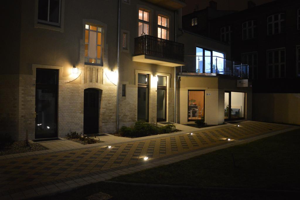 Homewell Apartments Pod Szczerbatym Poznan Bagian luar foto